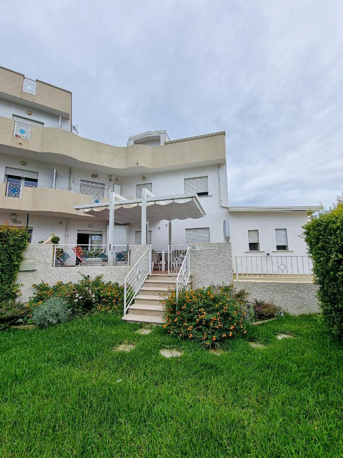 Oltremare Giovino Bed and Breakfast Catanzaro Esterno foto